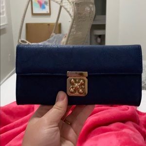 Charming Charlie Wallet